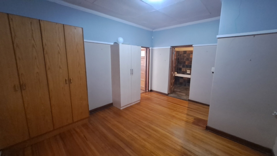 5 Bedroom Property for Sale in Westdene Free State